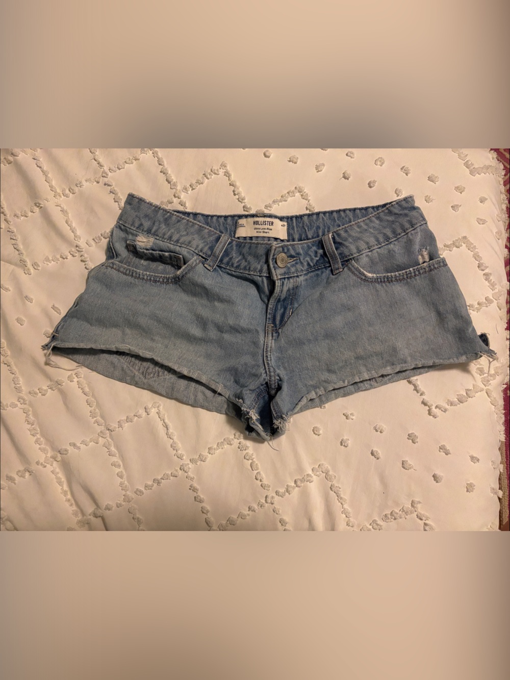 Hollister Women's Light Wash Cutoff Denim Shorts